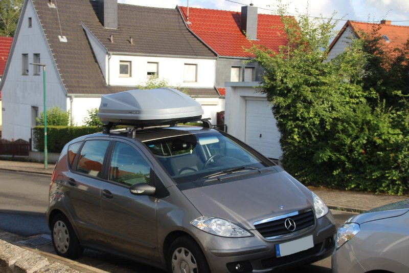 Dachbox auf einem Mercedes A-Klasse, z.B. in Minfeld